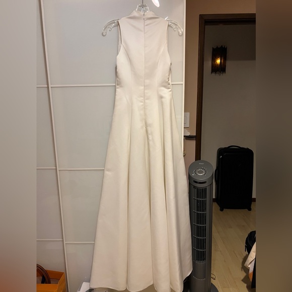 Wedding white dress - Picture 7 of 13